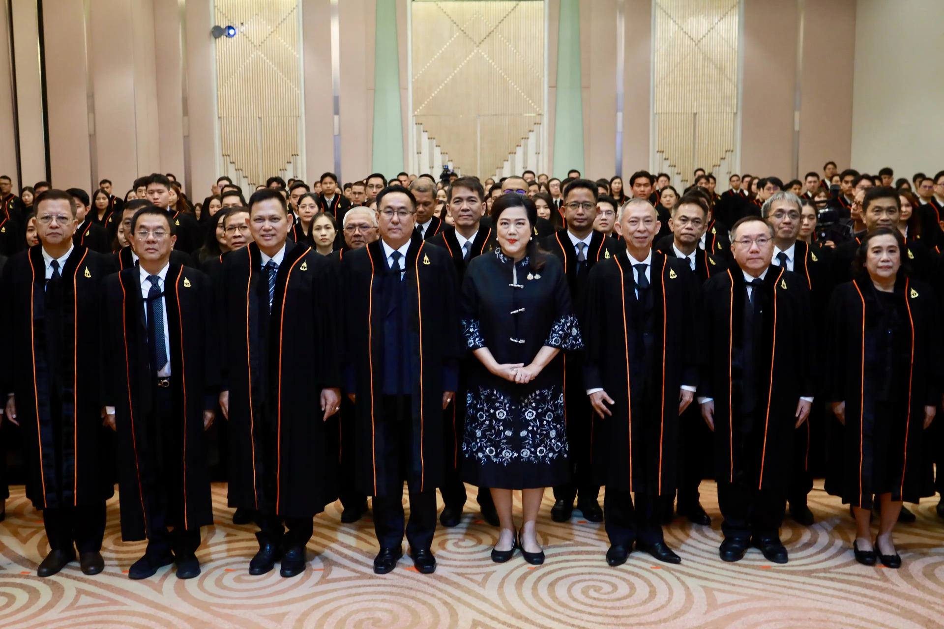 สำนักงานอัยการภาค 4 จัดโครงการอบรมเชิงรุกในการปฏิบัติหน้าที่การลดปริมาณสำนวนค้างของพนักงานอัยการในพื้นที่หวังพัฒนาศักยภาพพนักงานอัยการให้มีความพร้อมปฏิบัติงานเชิงรุก มีสมรรณนะในการจัดการคดีให้มีประสิทธิภาพ โปร่งใส รวดเร็ว และเป็นธรรม