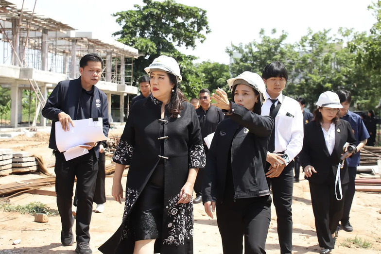 อธิบดีกรมประชาสัมพันธ์ ตรวจราชการ สวท.ขอนแก่น ติดตามโครงการก่อสร้างบ้านพักข้าราชการ พร้อมมอบนโยบายยกระดับการบริหารงานและคุณภาพชีวิตบุคลากร